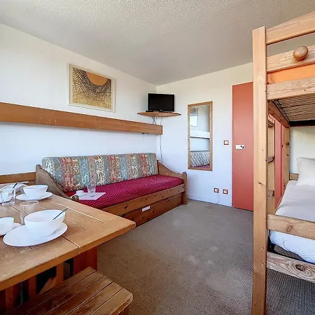 Confortable Aux Menuires, Au Pied Des Pistes Avec Balcon Pour 3 Pers. - Fr-1-344-1052
